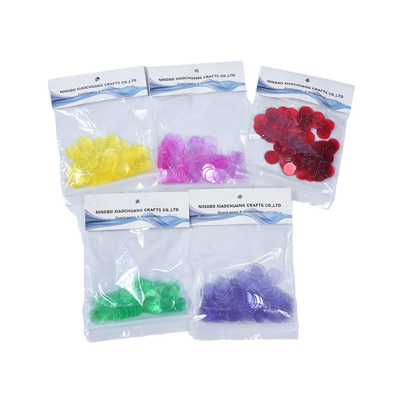 Durchscheinendes Bingo-Chips-Set in verschiedenen Farben