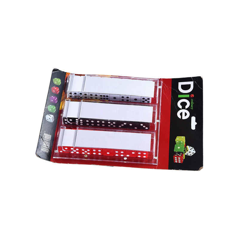 3 Sets mit je 10 Würfeln in der Displayverpackung. Sortiertes Würfelset