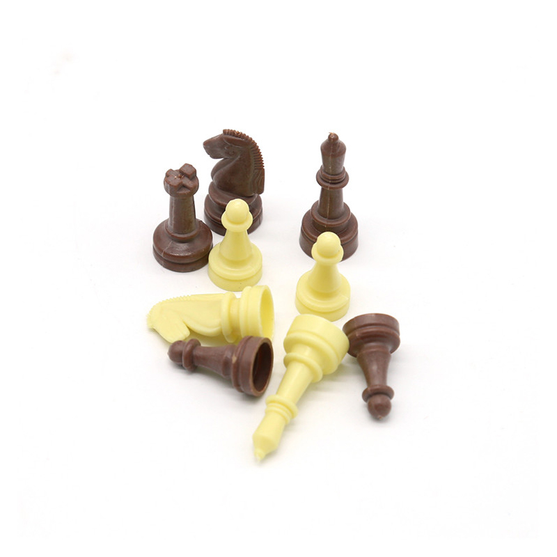 Klassisches 2-in-1-Dosenset für Dame, Schach und Tic-Tac-Toe