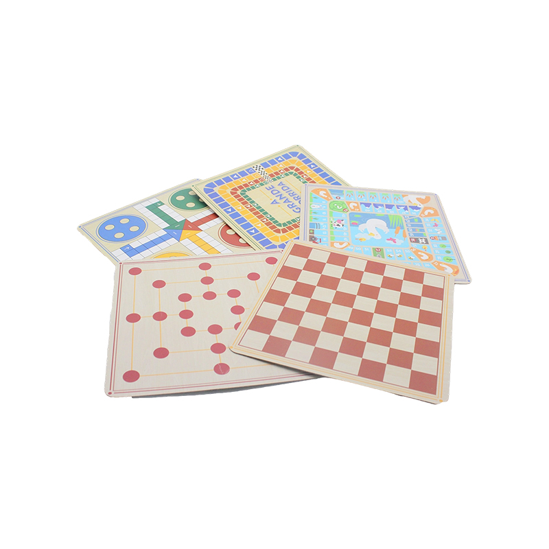 Klassische Brettspielsammlung in Geschenkbox 100-in-1