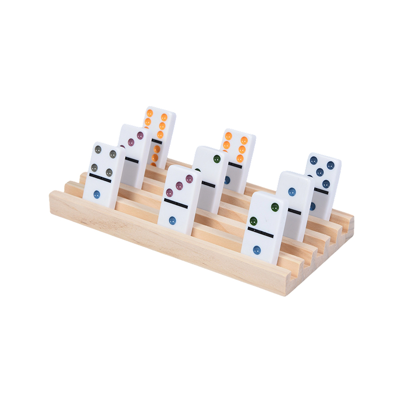 Bunte Punktmuster mit organisiertem Display-Domino-Rack-Set aus Holz